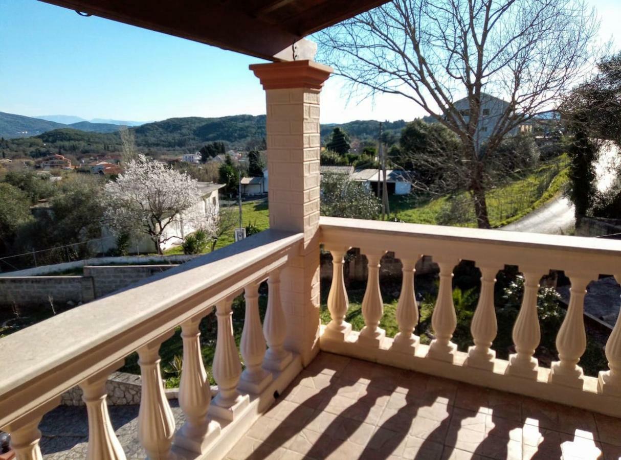 Villa Silvia Ágios Matthaíos Exteriér fotografie
