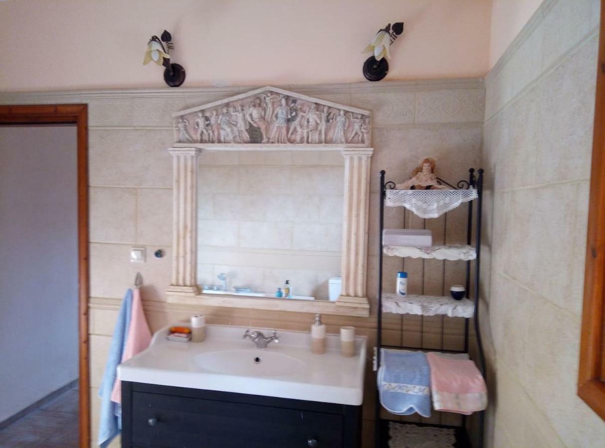 Villa Silvia Ágios Matthaíos Exteriér fotografie