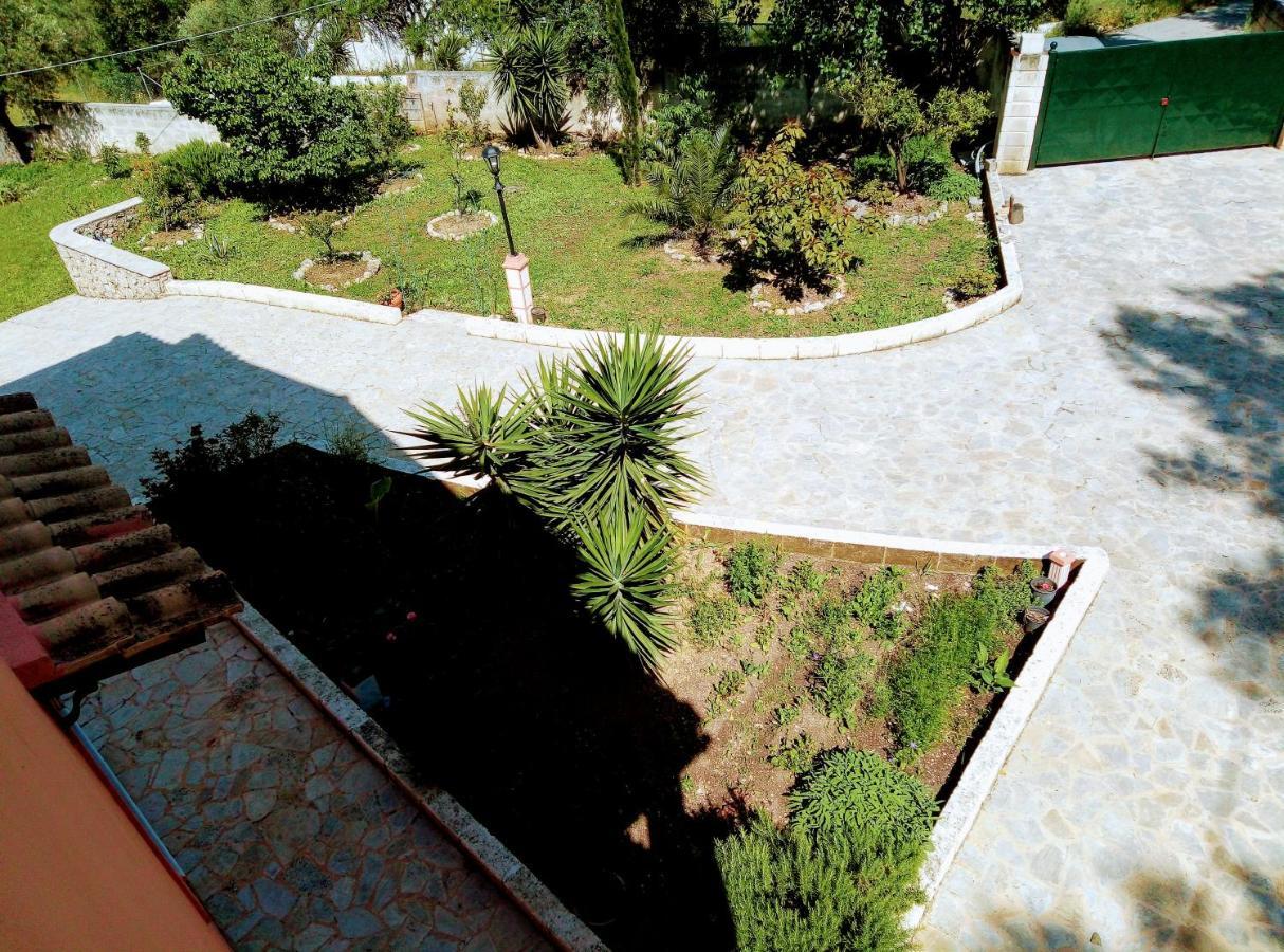Villa Silvia Ágios Matthaíos Exteriér fotografie