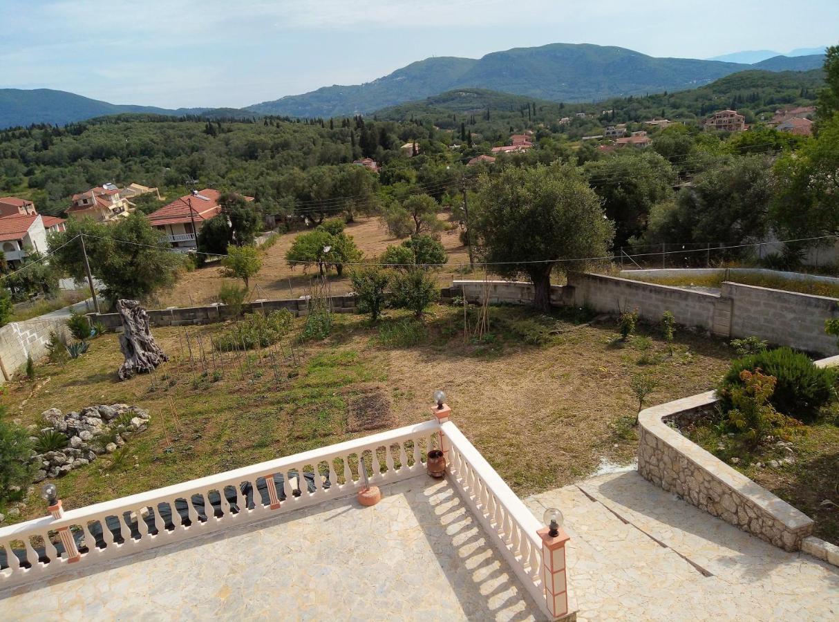 Villa Silvia Ágios Matthaíos Exteriér fotografie